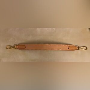 Leather top handle - ⭐️Used⭐️